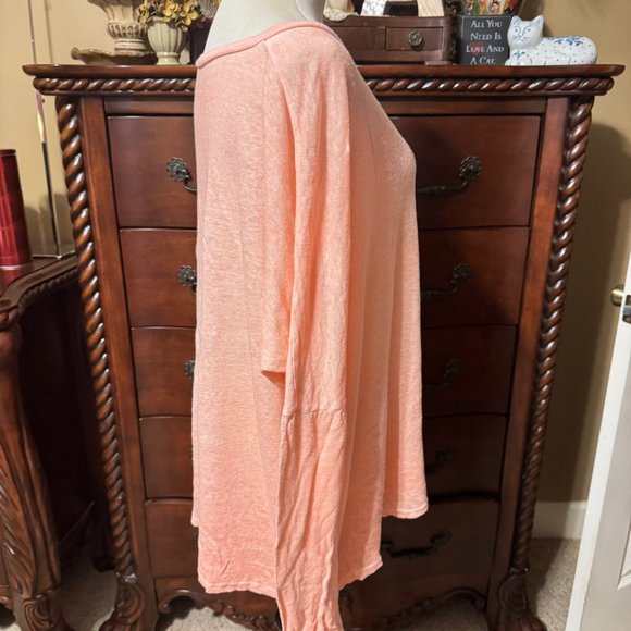 🎉😀CLEARANCE SALE!!😀🎉JOHNNY WAS Pete & Greta Oversized Peach Linen Top - Picture 2 of 8